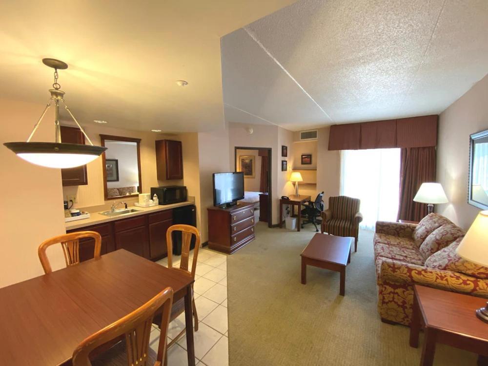 Quality Inn West Lafayette - University Area Εξωτερικό φωτογραφία